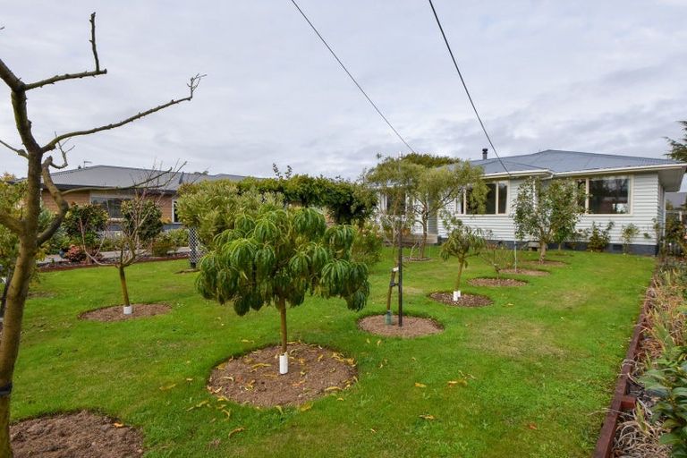 Photo of property in 240 High Street North, Carterton, 5713