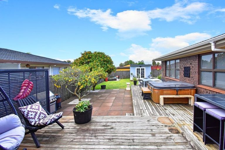 Photo of property in 29 Rushgreen Avenue, Pahurehure, Papakura, 2113