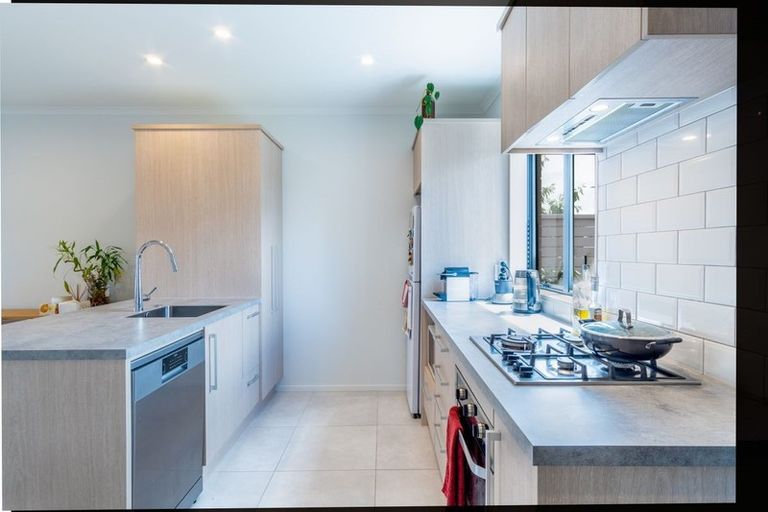 Photo of property in 22 Pepene Avenue, Takanini, 2112