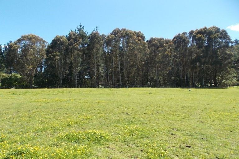 Photo of property in 349 Turitea Road, Turitea, Palmerston North, 4472