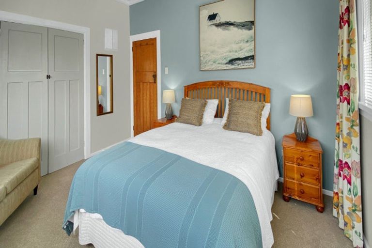 Photo of property in 36 The Esplanade, Westshore, Napier, 4110