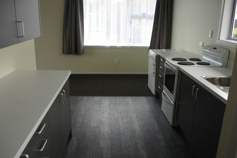 Photo of property in 57 Banks Street, Marfell, New Plymouth, 4310