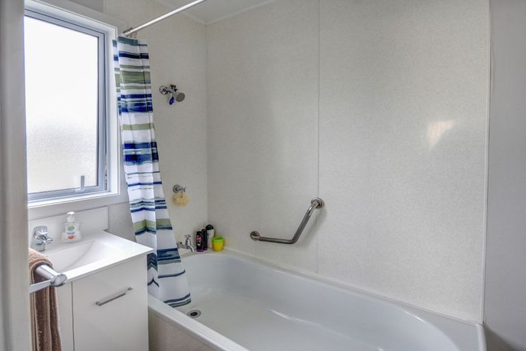 Photo of property in 4 Spurn Street, Milton, 9220