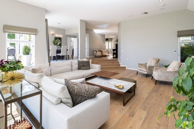 Photo of property in 270 Point View Drive, Dannemora, Auckland, 2016