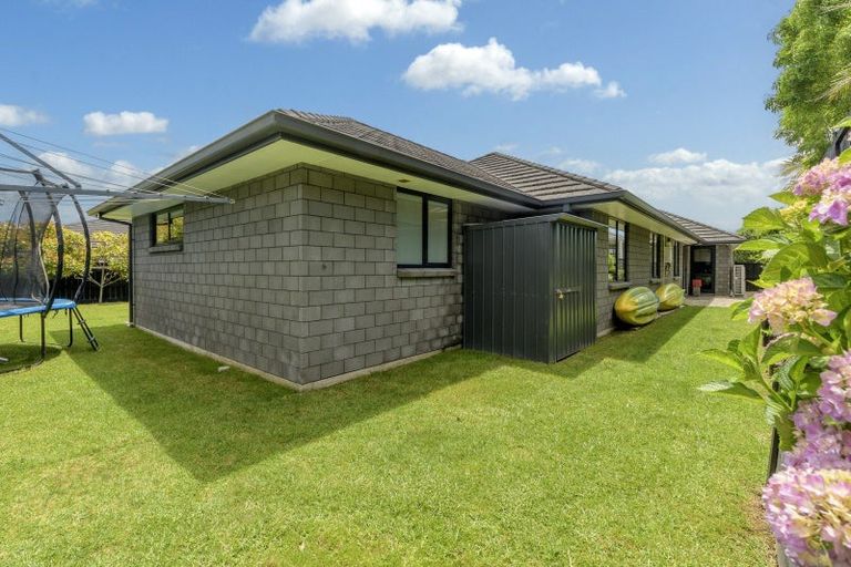 Photo of property in 10 Benmore Crescent, Pyes Pa, Tauranga, 3112