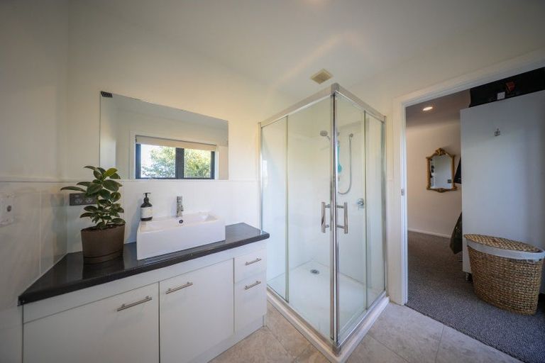 Photo of property in 330 Sinclair Road, Te Anau, 9679