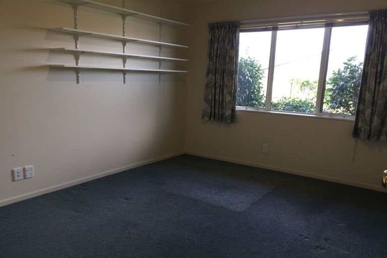 Photo of property in 15 San Vito Place, Paraparaumu Beach, Paraparaumu, 5032