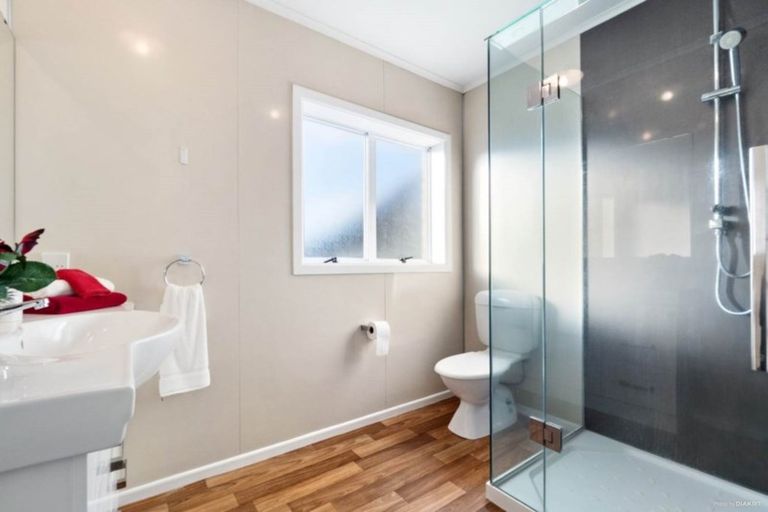 Photo of property in 74 Wellington Street, Pukekohe, 2120