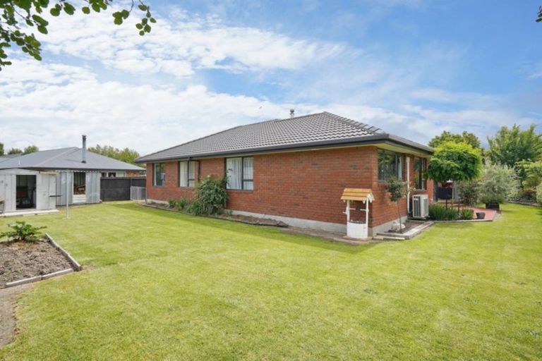 Photo of property in 9 Manahi Place, Woodend, 7610