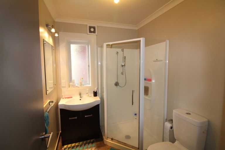 Photo of property in 2 Elder Street, North Dunedin, Dunedin, 9016