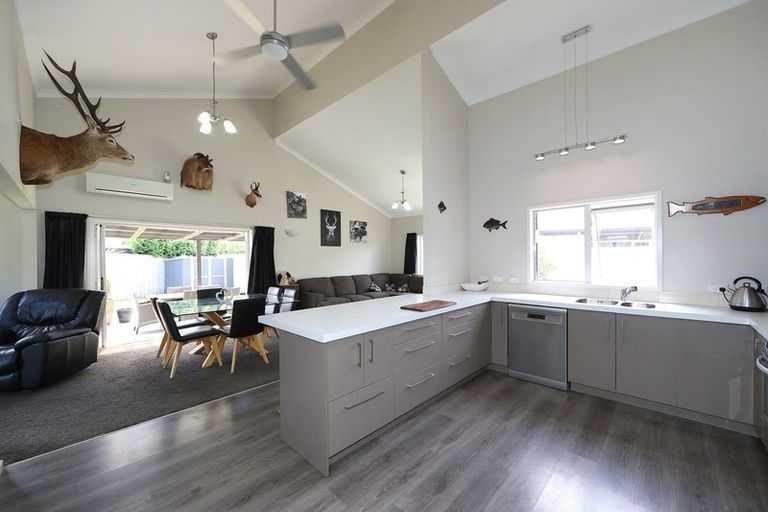 Photo of property in 18 Edwards Street, Frimley, Hastings, 4120