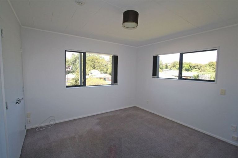 Photo of property in 4 Fantome Place, Whalers Gate, New Plymouth, 4310