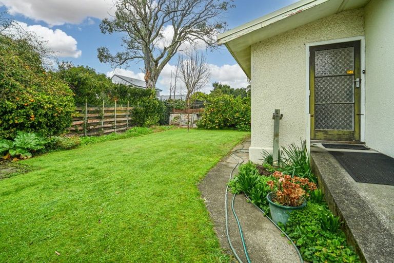 Photo of property in 2/37 Middle Road, Havelock North, 4130