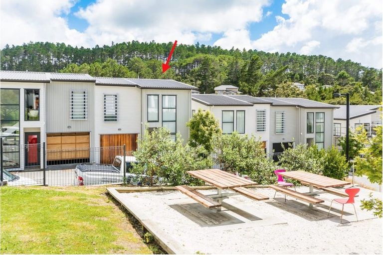 Photo of property in 48 Makamaka Lane, Albany Heights, Auckland, 0632