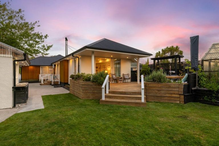 Photo of property in 153 Harris Crescent, Papanui, Christchurch, 8053