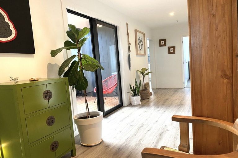 Photo of property in 38 Huntaway Close, Stoke, Nelson, 7011