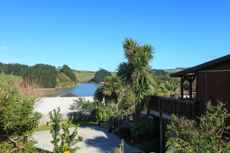 Photo of property in 11 Robertson Street, Raglan, 3225