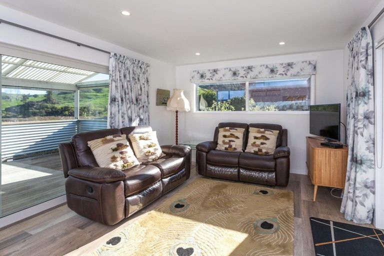 Photo of property in 47 Fishermans Bend, Whiritoa, Whangamata, 3691