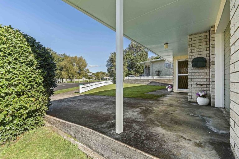 Photo of property in 20 Kenmore Street, Westown, New Plymouth, 4310