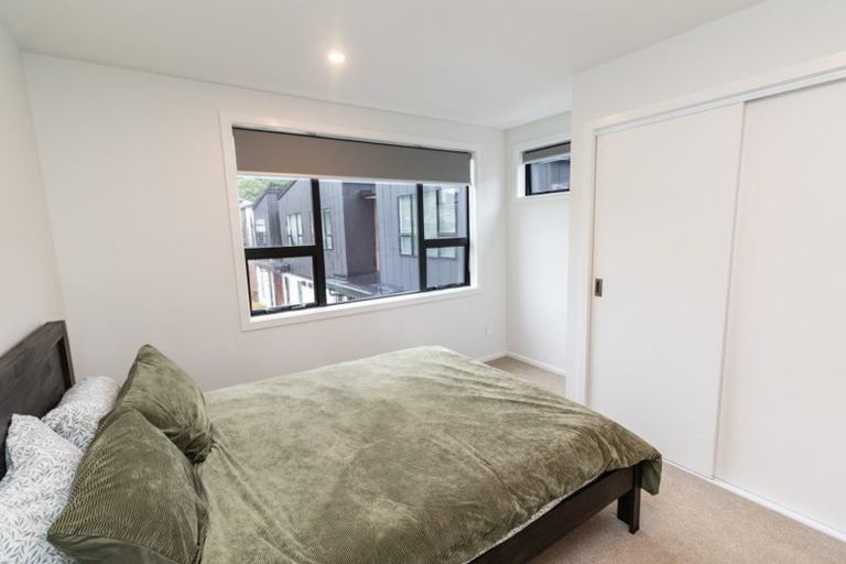 Photo of property in 11/27 Main Road, Wainuiomata, Lower Hutt, 5014