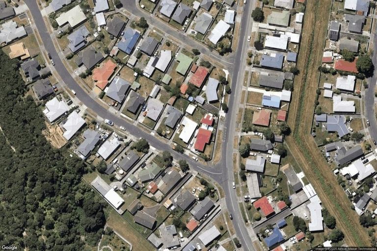 Photo of property in 4 Kawatiri Grove, Wainuiomata, Lower Hutt, 5014