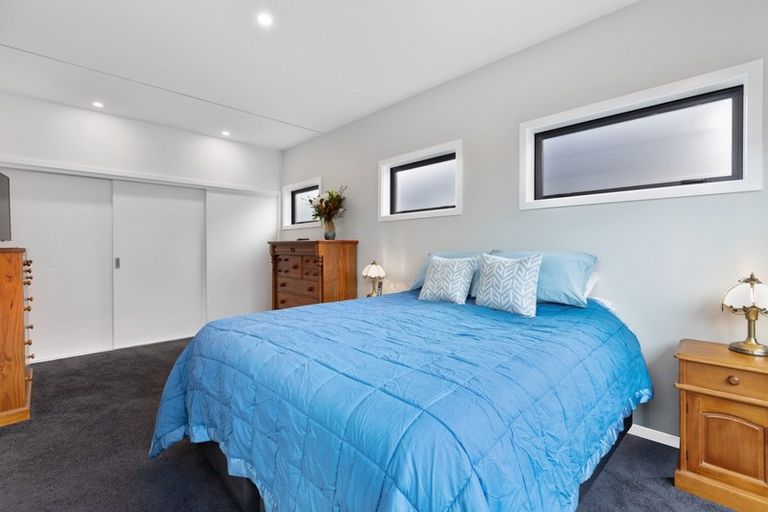 Photo of property in 1 Tarata Grove, Lansdowne, Masterton, 5810