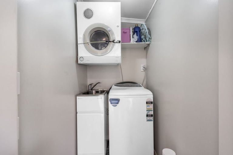 Photo of property in 12 Avenal Street, Avenal, Invercargill, 9810