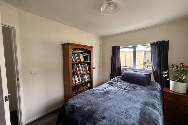 Photo of property in 2 Parma Place, Henderson, Auckland, 0612