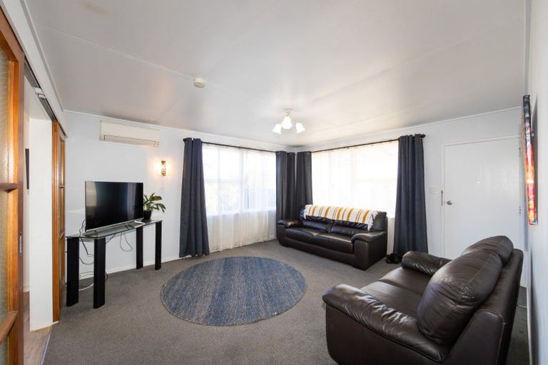 Photo of property in 1/1007 Duke Street, Mahora, Hastings, 4120