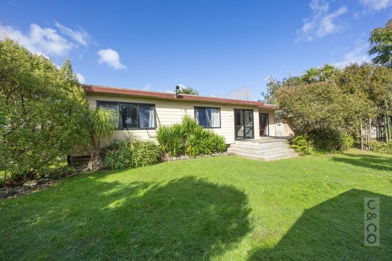 Photo of property in 836 Old North Road, Waimauku, 0882