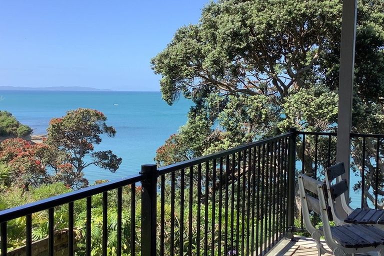 Photo of property in 17a Swann Beach Road, Stanmore Bay, Whangaparaoa, 0932