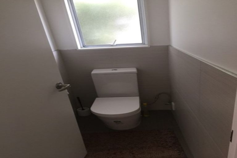 Photo of property in 321 Albany Highway, Rosedale, Auckland, 0632