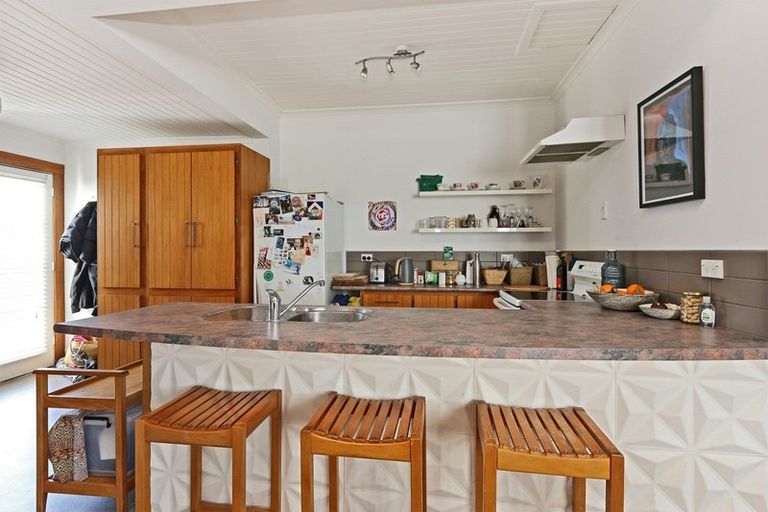 Photo of property in 133 Frederick Street, Mayfair, Hastings, 4122