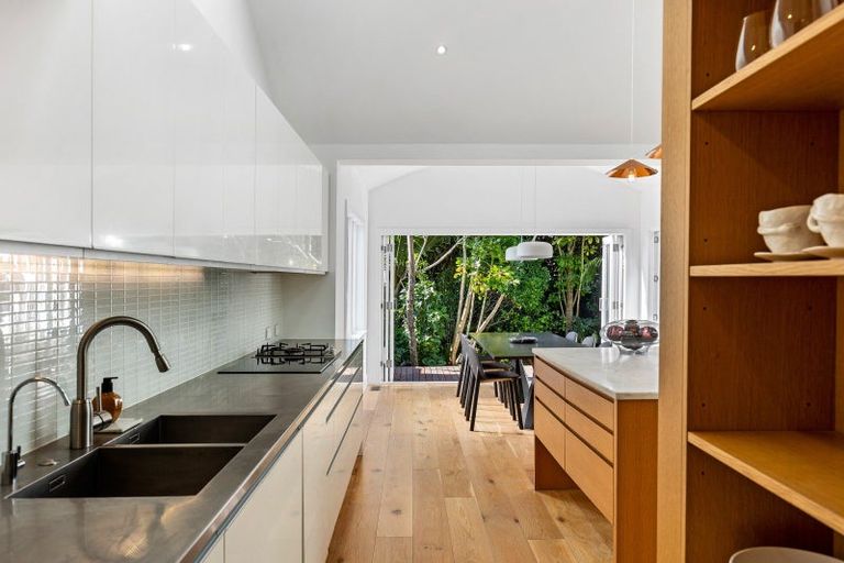 Photo of property in 11 Franklin Road, Freemans Bay, Auckland, 1011