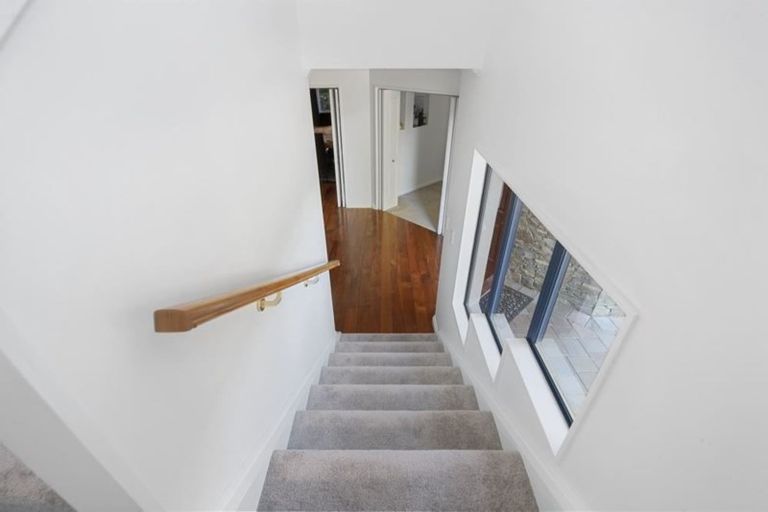 Photo of property in 2/12 Sunset Street, Hilltop, Taupo, 3330