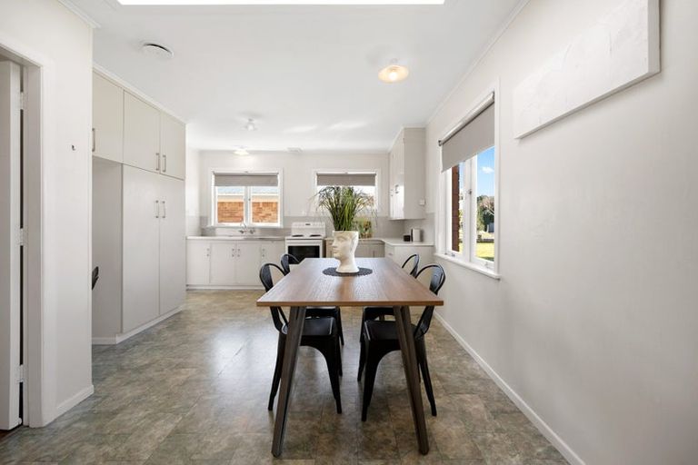 Photo of property in 15 Sheridan Street, Silverdale, Hamilton, 3216