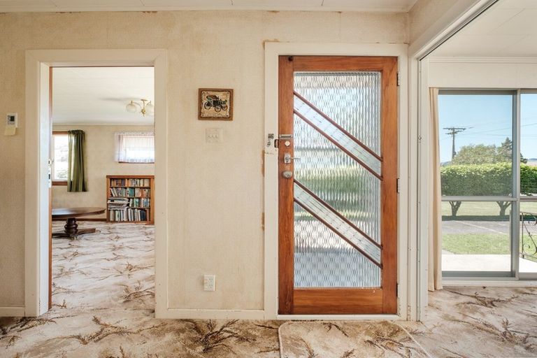 Photo of property in 65 Macdonald Street, Elgin, Gisborne, 4010