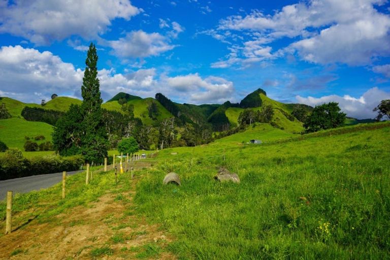 Photo of property in 48 Morrison Road, Taneatua, 3123