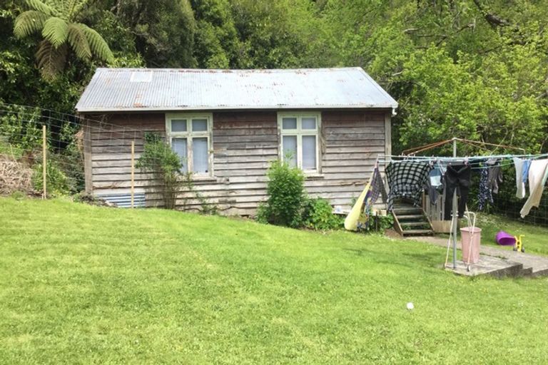 Photo of property in 28 Mount Street, Greymouth, 7805