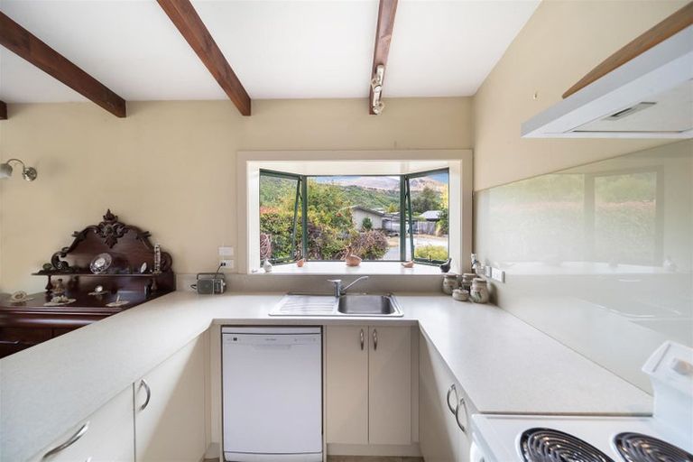 Photo of property in 2 Thomson Street, Arrowtown, 9302