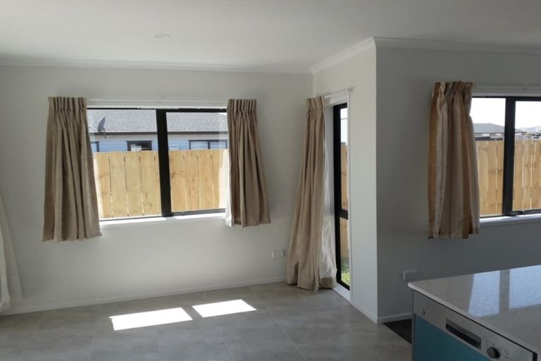 Photo of property in 5 Park Chester Road, Pukekohe, 2120