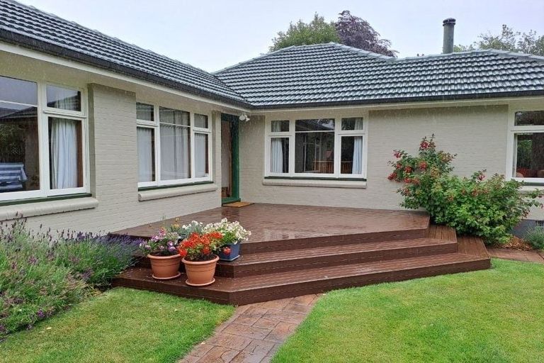 Photo of property in 10 Hawford Road, Opawa, Christchurch, 8023