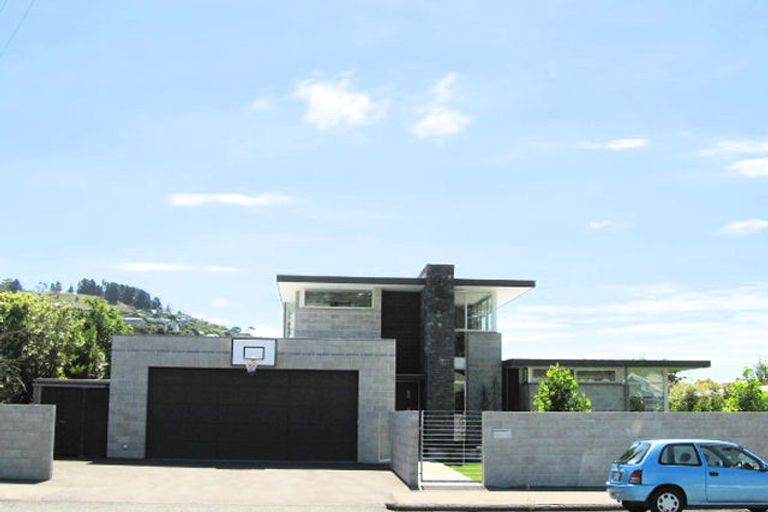 Photo of property in 18 Menzies Street, Sumner, Christchurch, 8081