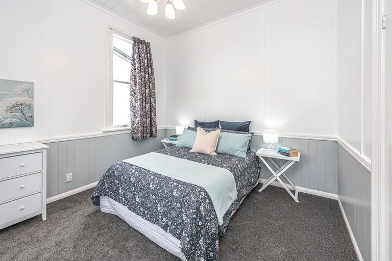 Photo of property in 42 Niblett Street, Whanganui, 4500