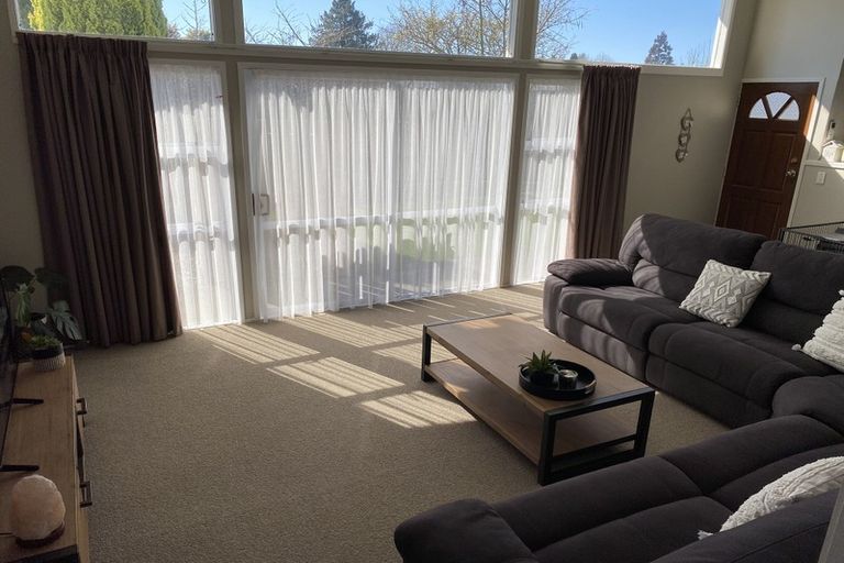 Photo of property in 23 Waianiwa Place, Tokoroa, 3420