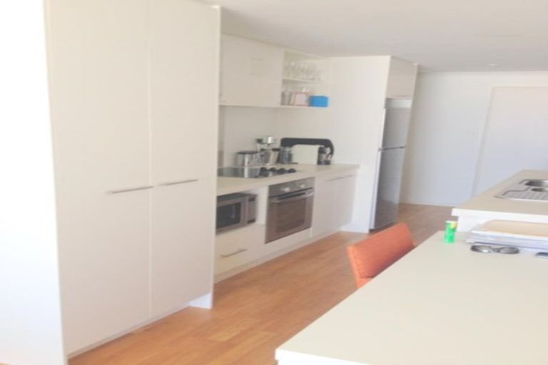 Photo of property in Algarve Apartments, 213/332 Maunganui Road, Mount Maunganui, 3116