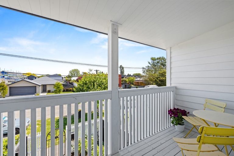 Photo of property in 2/42 Woodville Street, Edgeware, Christchurch, 8013