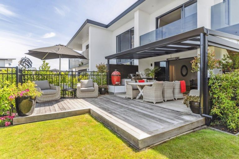 Photo of property in 16 Loloma Way, Wharewaka, Taupo, 3330