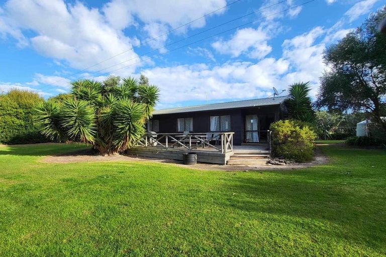Photo of property in 63a Kai Iwi Lakes Road, Omamari, Dargaville, 0373