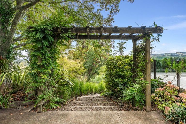 Photo of property in 115 Sandstone Road, Whitford, Manurewa, 2576